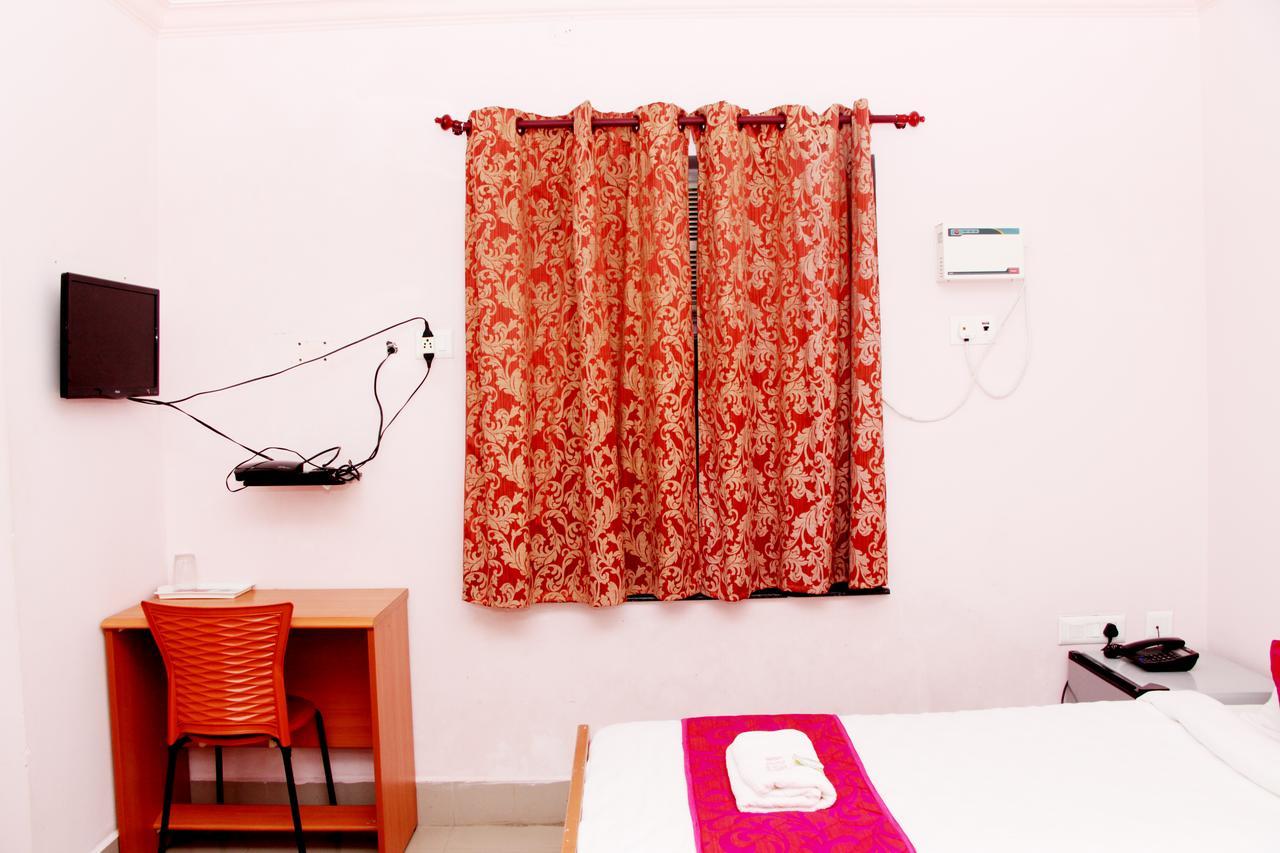 Royal Grand Days Otel Chennai Dış mekan fotoğraf